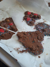 Load image into Gallery viewer, Children&#39;s Chocolate Halloween Lolly and Play session - Sun 19th Oct - 12pm
