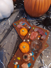 Load image into Gallery viewer, Halloween chocolate bar
