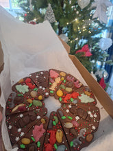 Load image into Gallery viewer, Christmas pizza

