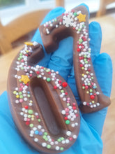 Load image into Gallery viewer, 67 milk chocolate numbers

